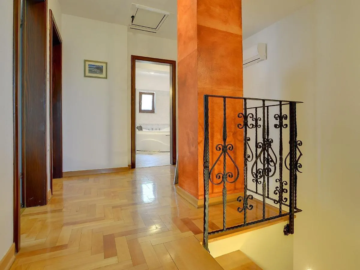 Spacious Holiday Home In Medulin With Private Pool 0*,  Croatia