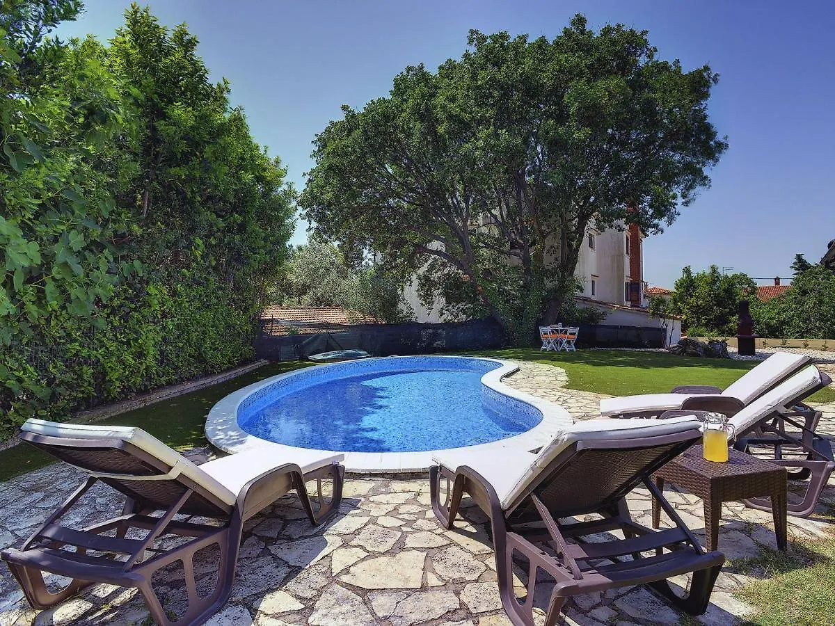 Spacious Holiday Home In Medulin With Private Pool