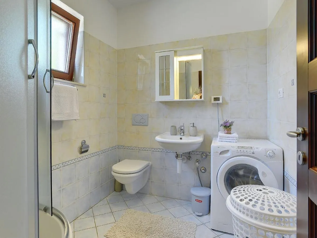 Spacious Holiday Home In Medulin With Private Pool